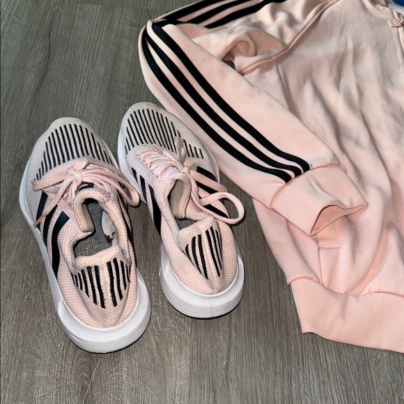 Adidas Pink Jacket M and Sneakers 8.5 with Black Stripes - Picture 3 of 5